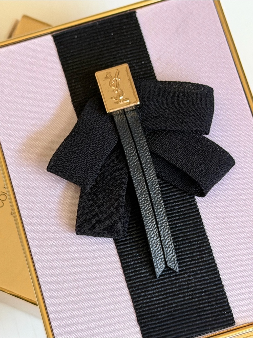 Yves Saint Laurent Couture Palette - Picture 3 of 10